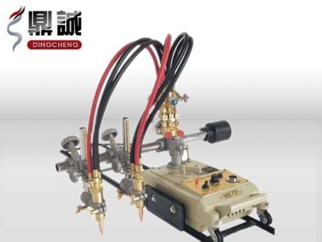 点击查看详细信息<br>标题：双头多头火焰切割机 阅读次数：4399